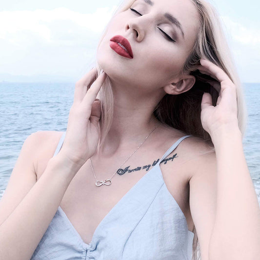 Collana Infinity